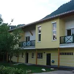 Au- Gut Hallein