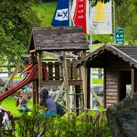 Au- Gut Hotel