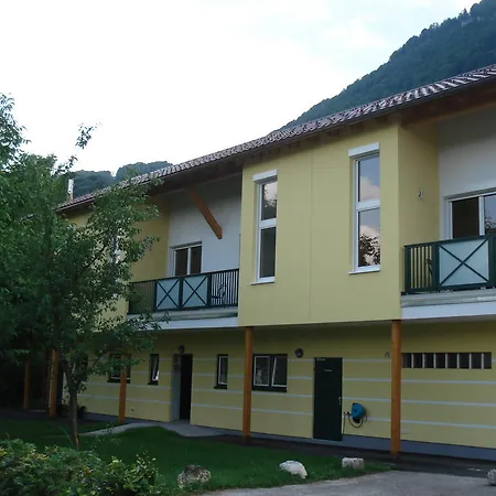 Au- Gut Hallein