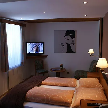 Au- Gut Hotel 3*